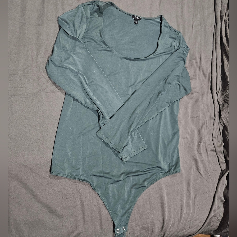 Elegant Teal Long Sleeve Bodysuit